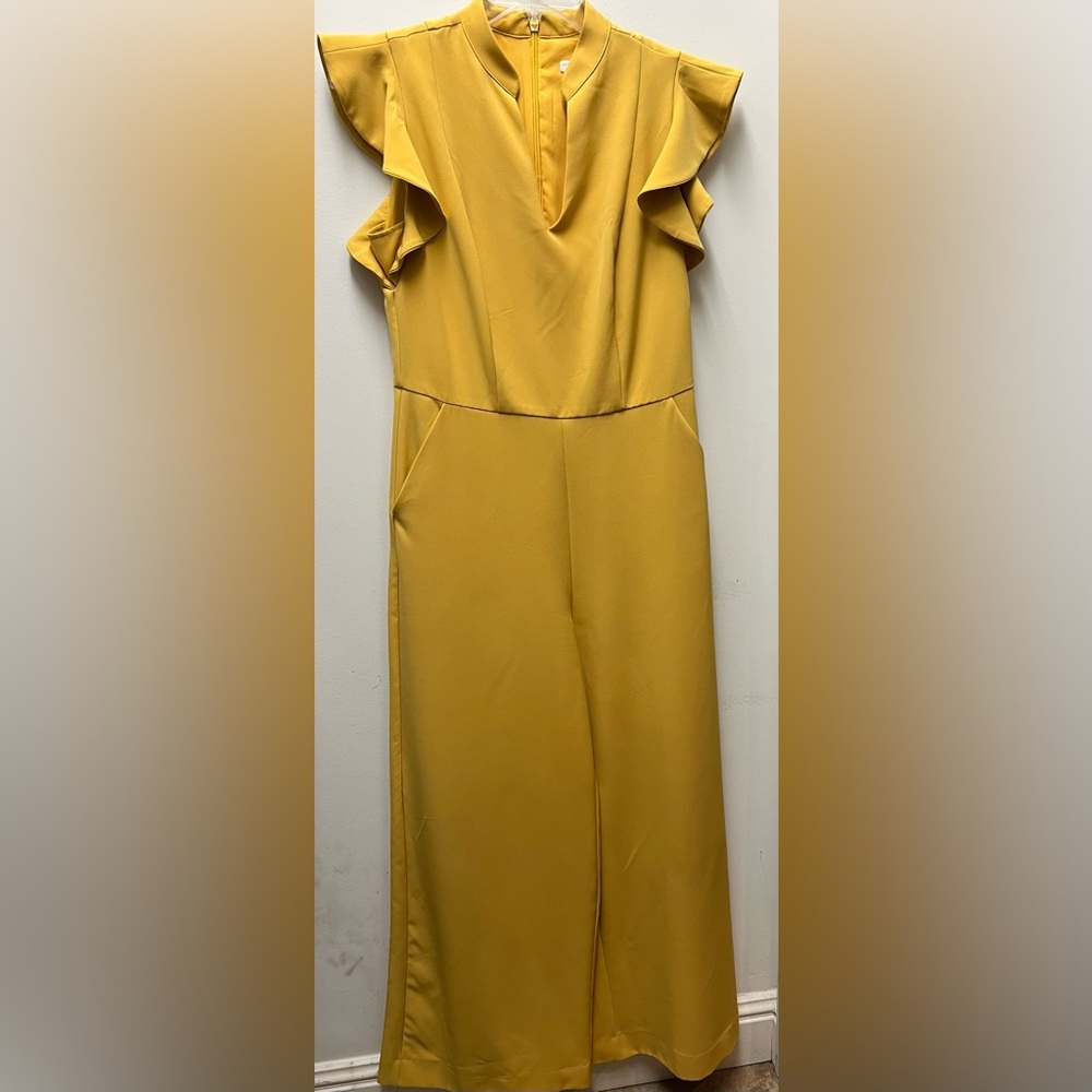 NY & Company Yellow Ruffle Cap Sleeve Zippered Straight leg Jumpsuit size M